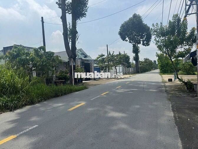 CHÍNH CHỦ cần bán nhanh lô đất mặt tiền đẹp khu vực huyện Củ Chi,TPHCM