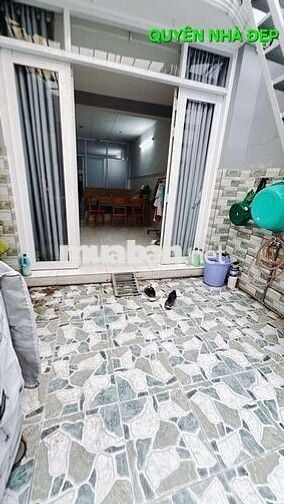 CHỈ nhỉnh 6 T.ỷ - Nhà Q7 5p qua Q4 - 66m² - Dòng tiền 16tr/tháng