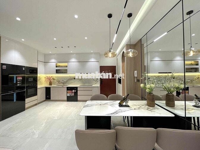 BÁN SKY GARDEN 2- VIEW HỒ BƠI- 88M2 - 3 PN - GIÁ 6,990 TỶ.