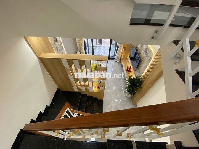 NHÀ 3 TẦNG NGUYỄN CHÁCH CÁCH BIỂN CHỈ 100M ĐƯỜNG 7M RỘNG RÃI