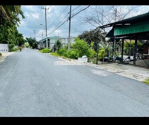 HÀNG HIẾM CỰC PHẨM TẠI XÃ PHƯỚC THẠNH 150M2, GIÁ RẺ 800 TRIỆU , SHR