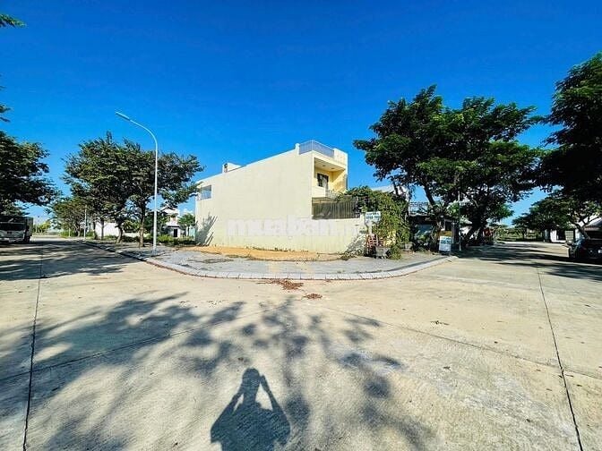 (GÓC) GOLDEN HILL 153M2 HIẾM CÓ SÁT NGUYỄN TẤT THÀNH