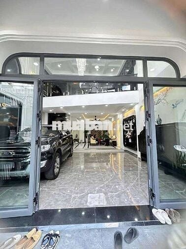 BÁN NHÀ HXH, (7M×15M) XÂY MỚI HIỆN ĐẠI 5TẦNG CÓ THANG MÁY + GARA 2 ÔTÔ