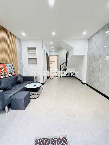 Bán nhanh:  6.1tỷ. Nhà mới keng.4  tầng.5PN.3WC. Dt:4×14.Xem là chốt