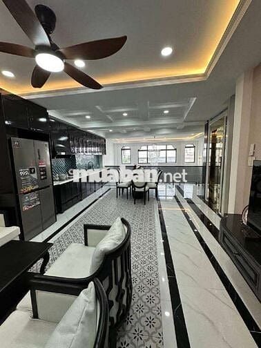 BÁN NHÀ HXH, (7M×15M) XÂY MỚI HIỆN ĐẠI 5TẦNG CÓ THANG MÁY + GARA 2 ÔTÔ