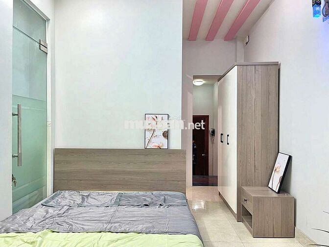 Phòng ban công giá rẻ chỉ 5tr5 - Trung tâm quận Phú Nhuận - Cô Bắc