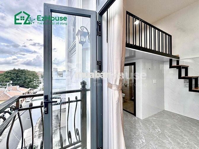 NGAY KHU CÔNG NGHIỆP TÂN BÌNH TRỐNG DUPLEX FULL NÔỊ THẤT