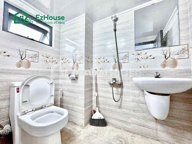 NGAY KHU CÔNG NGHIỆP TÂN BÌNH TRỐNG DUPLEX FULL NÔỊ THẤT