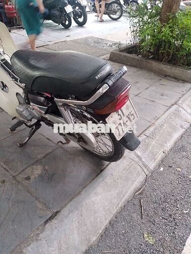 Honda Dream màu Tím, Trắng