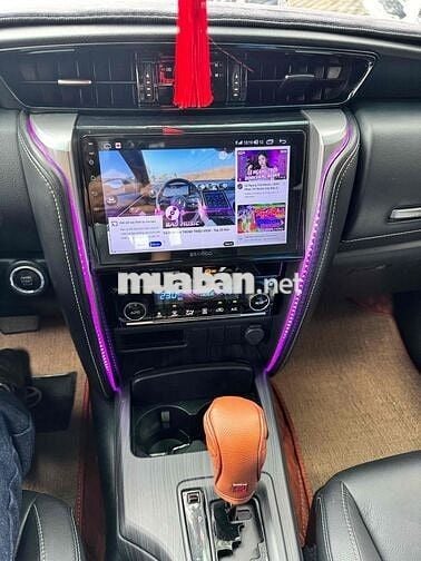 cần bán Fortuner 2021 tự động máy dàu