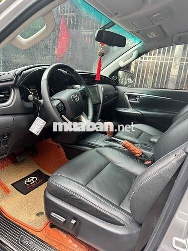 cần bán Fortuner 2021 tự động máy dàu