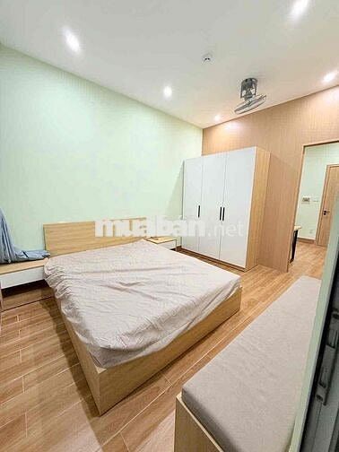 Cho thuê căn hộ 2 phòng ngủ ngay trung tâm thành phố