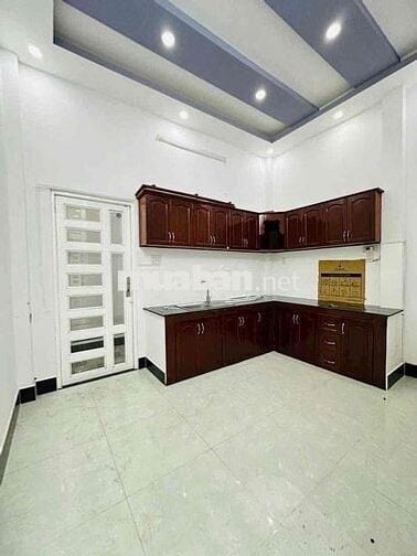 Nhà lầu 3 phòng hẻm 140 Lý Tự Trọng