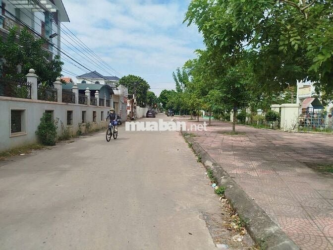 BÁN ĐẤT TRUNG TÂM THÔN TRÁNG VIỆT - MÊ LINH - HÀ NỘI