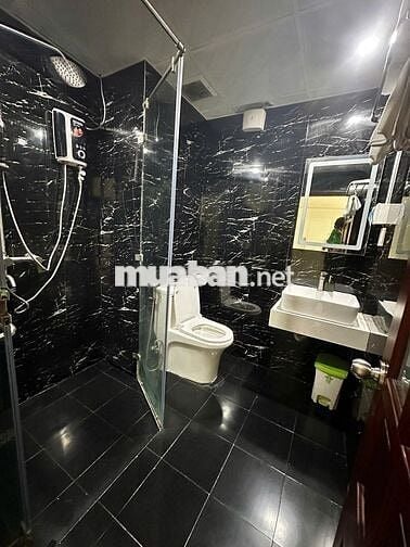 👉Căn Hộ Quận 7 Ban Công Lớn Ngay Cầu Him Lam  _ Có Dịch Vụ Dọn Phòng