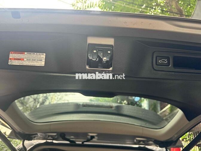 cần bán Fortuner 2021 tự động máy dàu