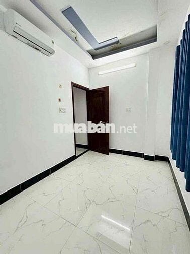 Nhà lầu 3 phòng hẻm 140 Lý Tự Trọng