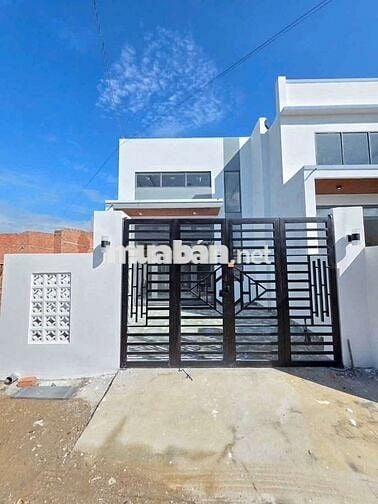 Nhà đẹp giá rẻ Gần Khu Du lịch Bửu Long,TP Biên Hoà ( sổ riêng,thổ cư)