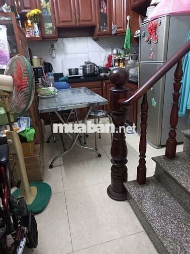 NHÀ 4X20M 1 LẦU DƯỚI TRỐNG SUỐT TRÊN 3PN GIÁ TỐT