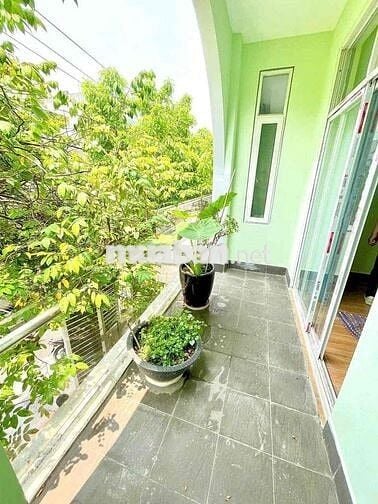 Cho thuê căn hộ 2 phòng ngủ ngay trung tâm thành phố