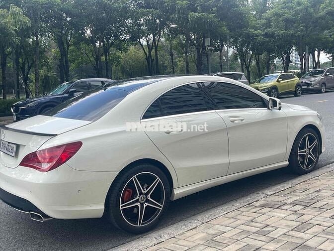 Mercedes Benz CLA 200 mode 2016
