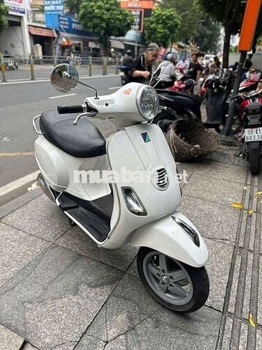 Piaggio vespa LX 3v 2014 mới 90% biển số 72