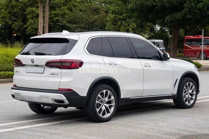 BMW_X5_xDrive40i_xLine Model 2022 Bank 90%