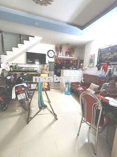 Nhà Hẻm Thông, 48 m2, 2 Tầng, Tân Hoà Đông, Quận 6 Gần C. Mart Phú Lâm