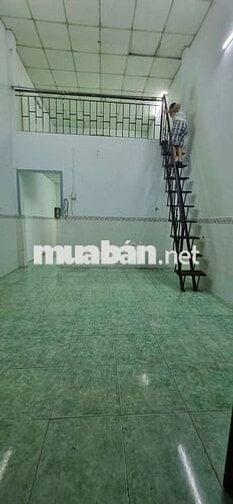 Nhà 4x14m có gác lửng, 2pn, 1wc đường 3m ấp 5xtt