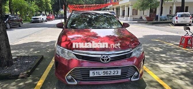 BÁN XE TOYOTA CAMRY 2016 2.0  MÀU ĐỎ ĐÔ, CHÍNH CHỦ