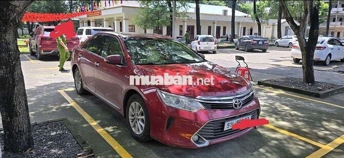 BÁN XE TOYOTA CAMRY 2016 2.0  MÀU ĐỎ ĐÔ, CHÍNH CHỦ