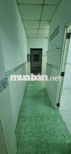 Nhà 4x14m có gác lửng, 2pn, 1wc đường 3m ấp 5xtt