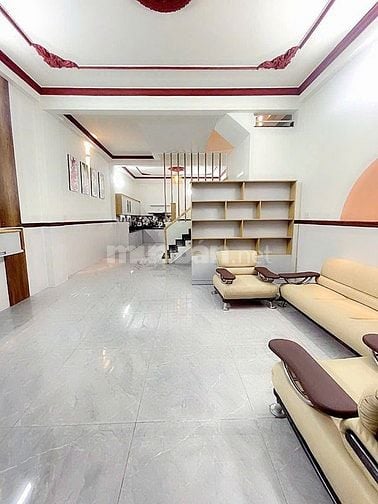 Cho Thuê MT ÔNG ÍCH KHIÊM P5,Q11, DT: 4,8x14m 4 lầu mới 39tr