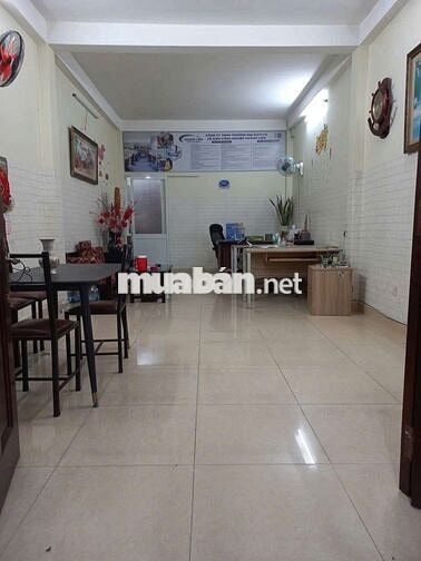 NHÀ 4X20M 1 LẦU DƯỚI TRỐNG SUỐT TRÊN 3PN GIÁ TỐT