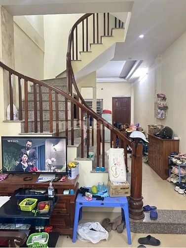 Bán gấp nhà phố Trung Kính ở ngay,  49m2, 4 tầng, giá 12.2 tỷ