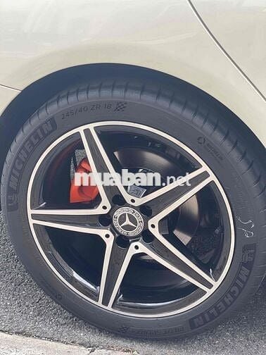 Mercedes Benz CLA 200 mode 2016