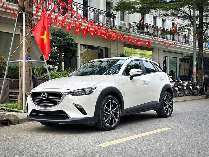 Mazda CX3 2025 Deluxe - 10000km