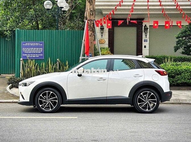 Mazda CX3 2025 Deluxe - 10000km