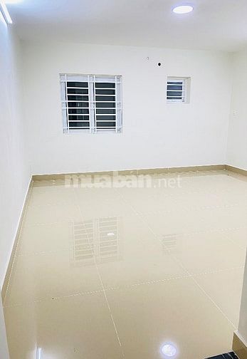 Chính chủ cho thuê nhà 590/F9 Cách mạng tháng 8