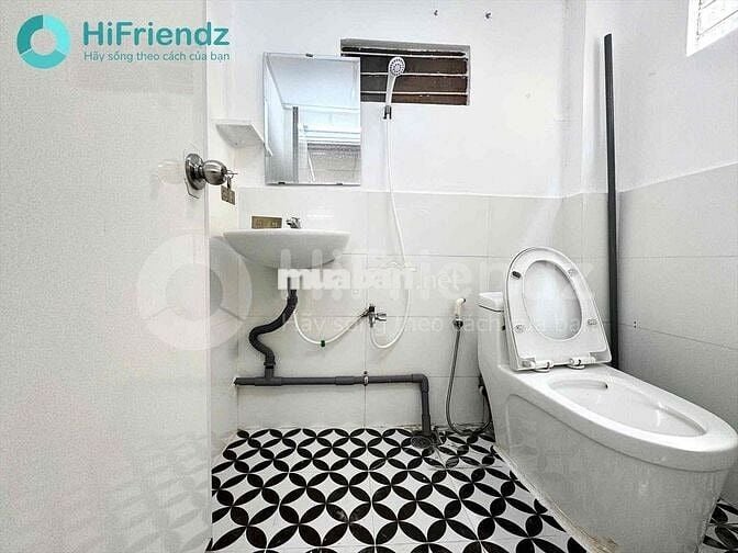 CHO THUÊ PHÒNG RỘNG CÓ CỬA SỔ TRỜI FULL NT GẦN ĐH HOA SEN Q10