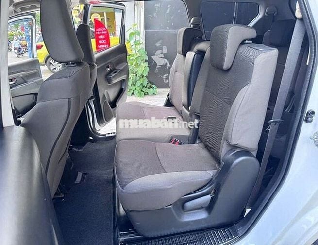 Suzuki Ertiga 2022 hybrid AT cực mới