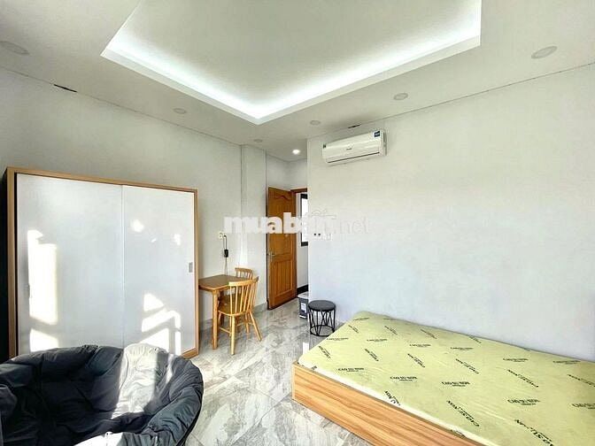 Ở NGAY! CĂN BAN CÔNG MỚI NGAY CÔNG VIÊN GIA ĐỊNH FULL NT - THANG MÁY