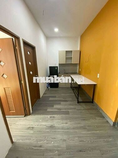 CĂN HỘ 2PN BAN CÔNG THỐNG NHẤT GẦN CHỢ HẠNH THÔNG TÂY SIÊU RỘNG