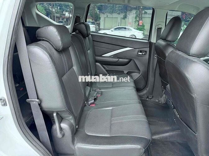 Mitsubishi Xpander 2024 Premium 1.5 AT - 34000 km