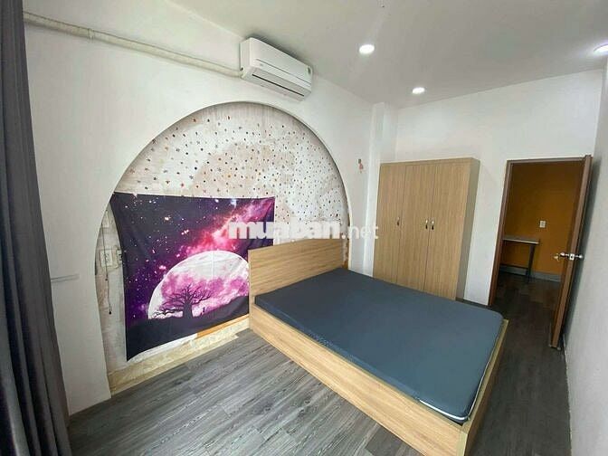 CĂN HỘ 2PN BAN CÔNG THỐNG NHẤT GẦN CHỢ HẠNH THÔNG TÂY SIÊU RỘNG