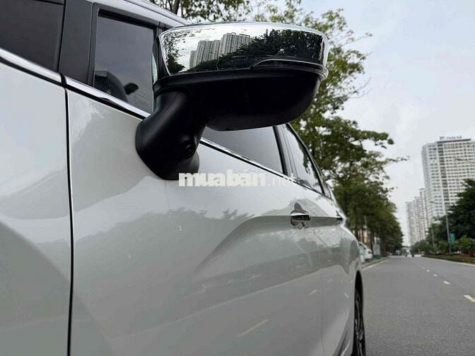 Mitsubishi Xpander 2024 Premium 1.5 AT - 34000 km