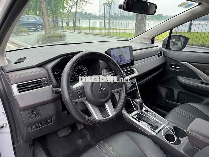 Mitsubishi Xpander 2024 Premium 1.5 AT - 34000 km