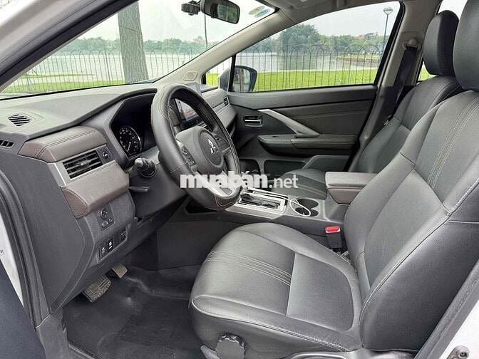 Mitsubishi Xpander 2024 Premium 1.5 AT - 34000 km