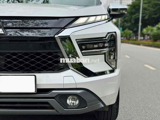 Mitsubishi Xpander 2024 Premium 1.5 AT - 34000 km