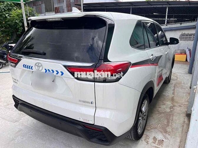 Toyota Innova Cross 2.0HEV - 225Tr Trả trước